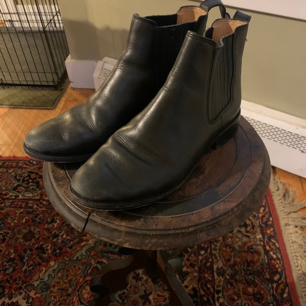 Madewell Chelsea boots